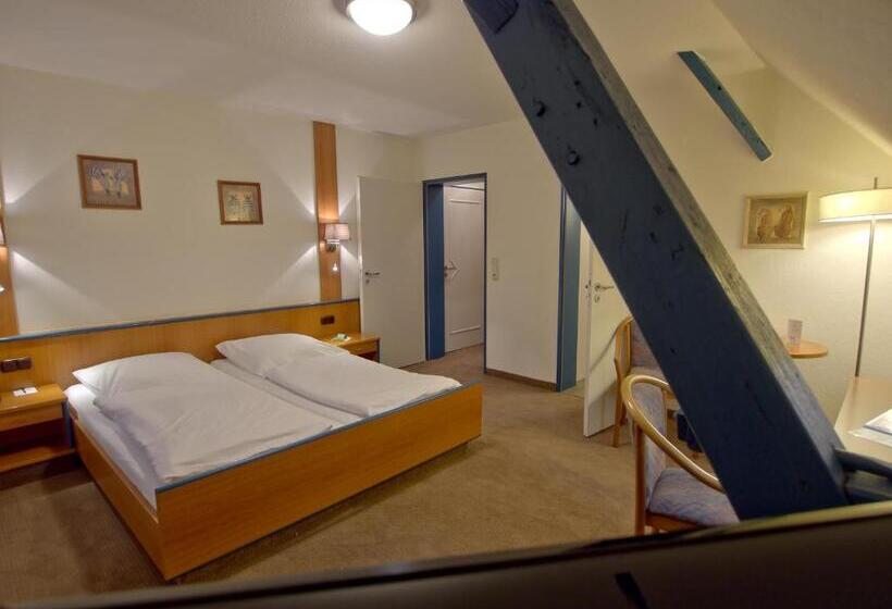 Номер Стандарт, Friesische Wehde