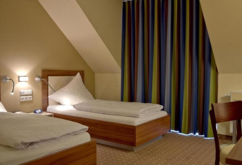 Номер Superior, Friesische Wehde