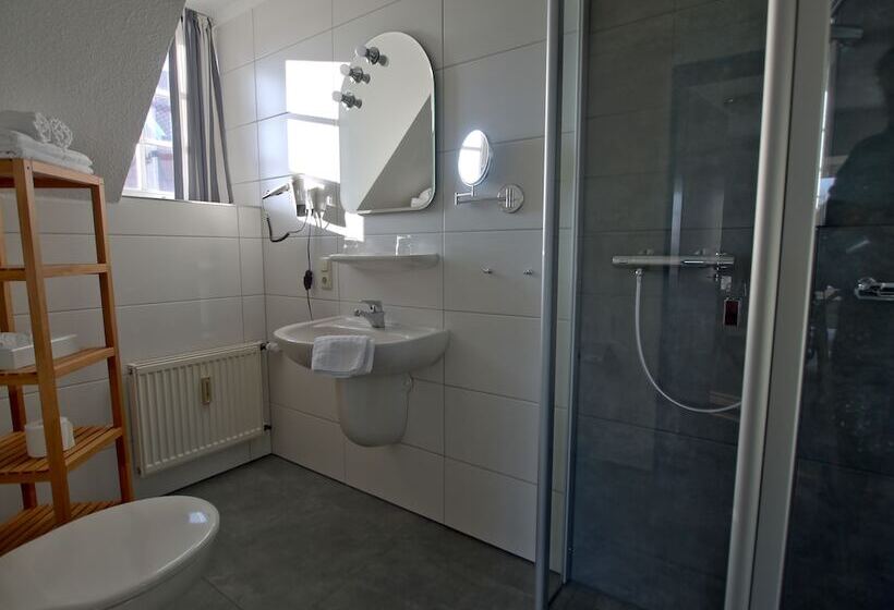 Номер Стандарт, Friesische Wehde