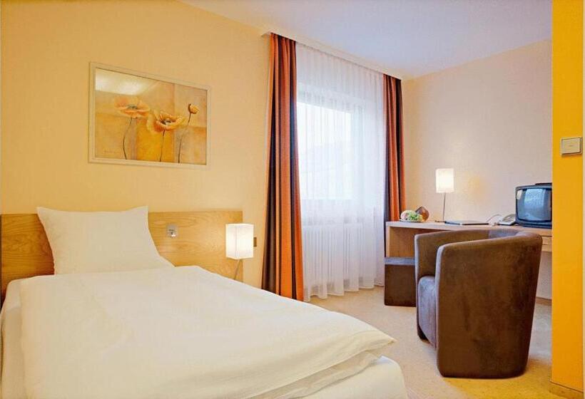 スタンダードシングルルーム, Fuxxbau