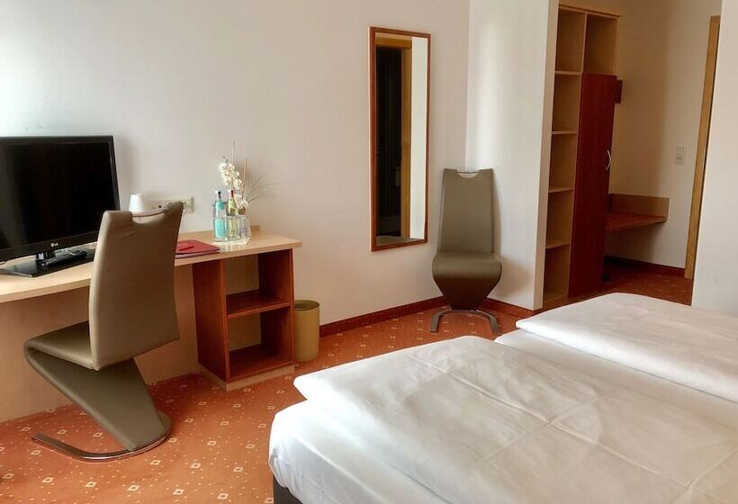 Номер Стандарт, Günter