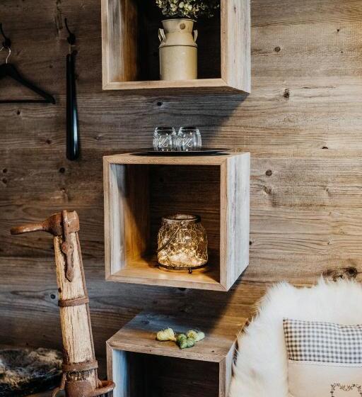 标准间, Goldene Steig