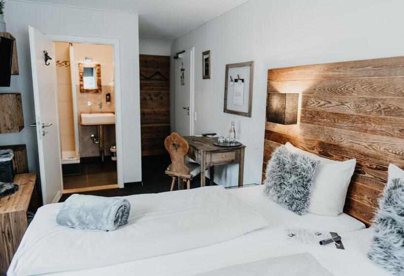 标准单人间, Goldene Steig