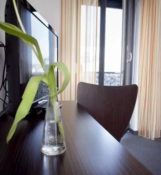 استودیوی استاندارد, Gs Hotel Mindelheim