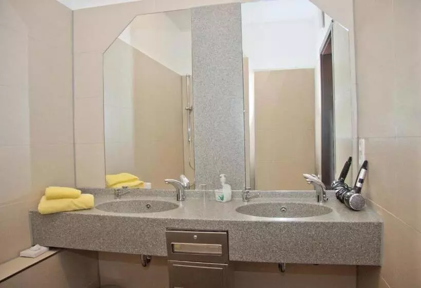 استودیوی استاندارد, Gs Hotel Mindelheim