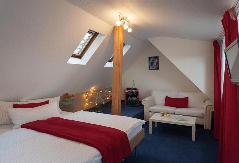 스탠다드 룸, König