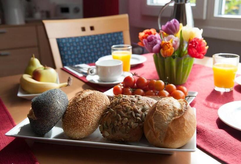 침실 1개 아파트, König