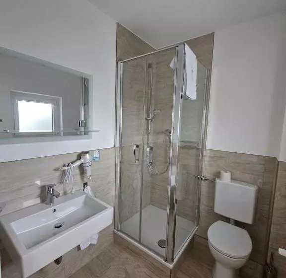 Quarto Standard Individual com Balcão, Talblick