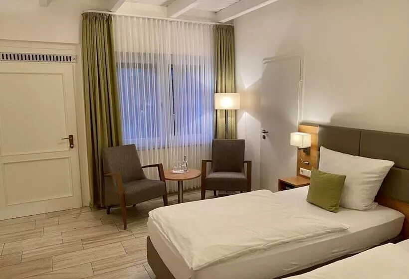 Huoneisto 1 Makuuhuone Terassi, Waldhotel Zum Bergsee Damme