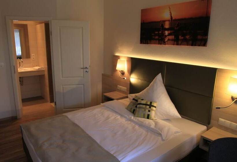 经济房, Waldhotel Zum Bergsee Damme