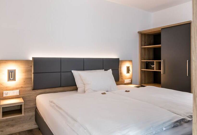 高级工作室, Waldhotel Zum Bergsee Damme