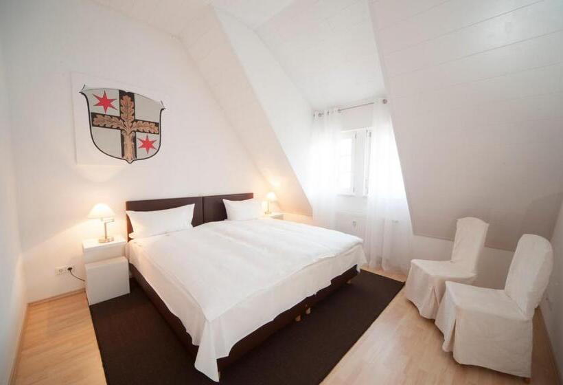 标准间, Wappenstube