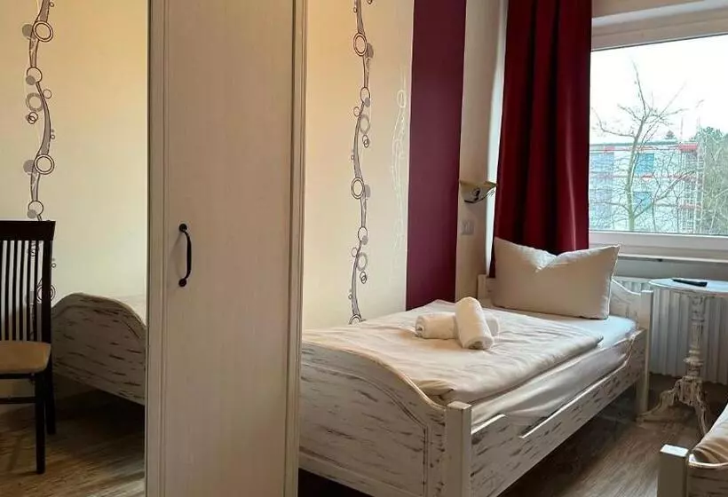 2 Bedroom Apartment, Wernerwald