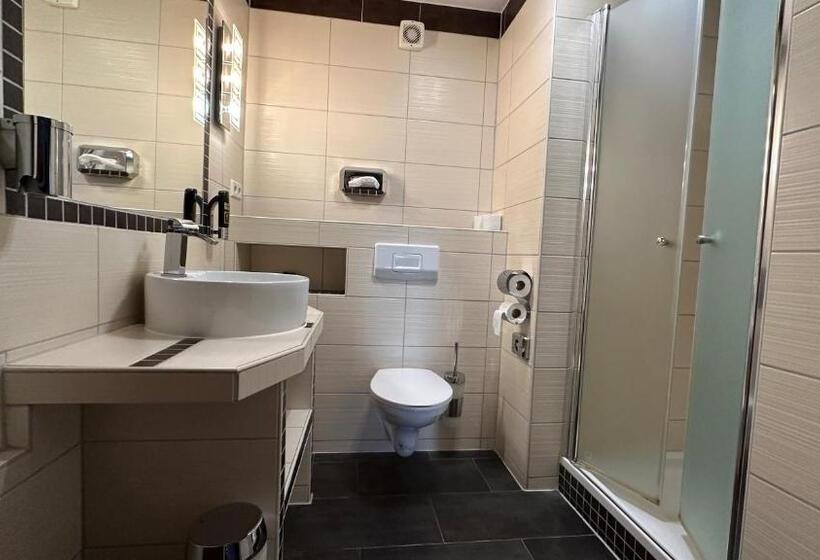 Апартаменты 2 Спальни, Wernerwald