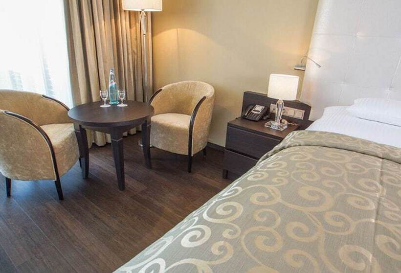 غرفة كومفورت, Winzerstube