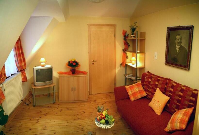 Люкс, Worners Schloss Weingut & Wellness