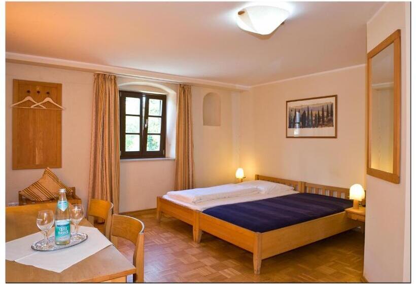 Номер Стандарт, Gasthaus Ochsenwirt