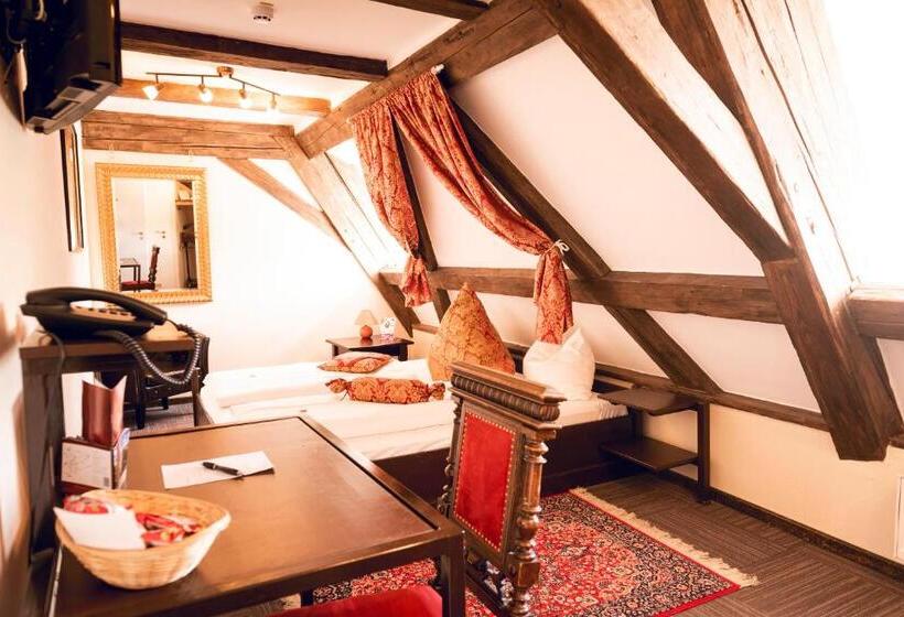 ベーシックルーム, Schlosshotel Neufahrn