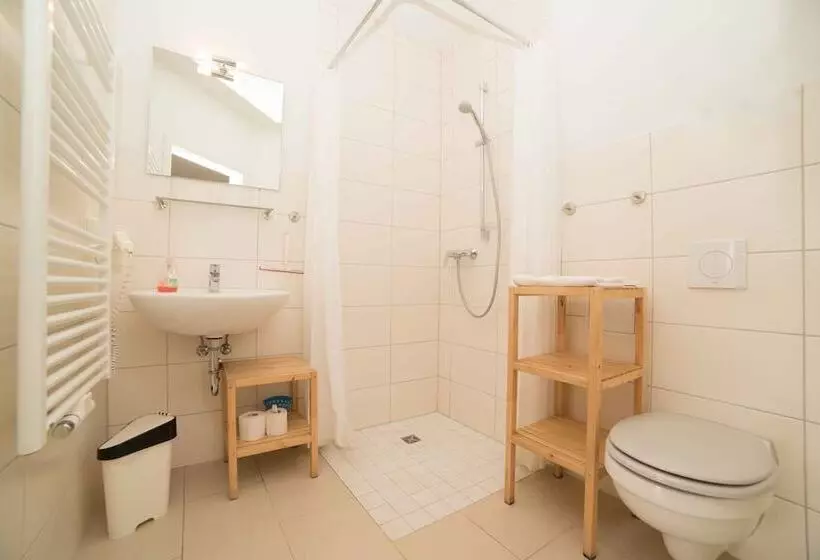 １ベッドルームのスーペリアアパートメント, Villa Aranka