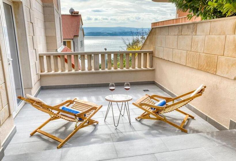 Апартаменты 1 Спальня Вид на Море, Villa Miramar