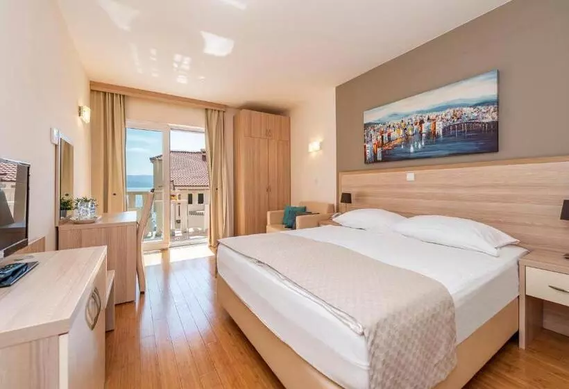 Habitació Deluxe Vista Mar Lateral, Villa Miramar