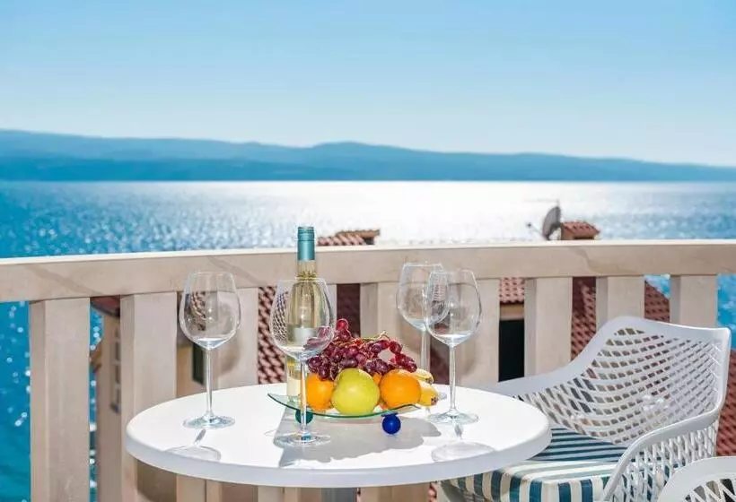 Habitació Deluxe Vista Mar amb Balconada, Villa Miramar