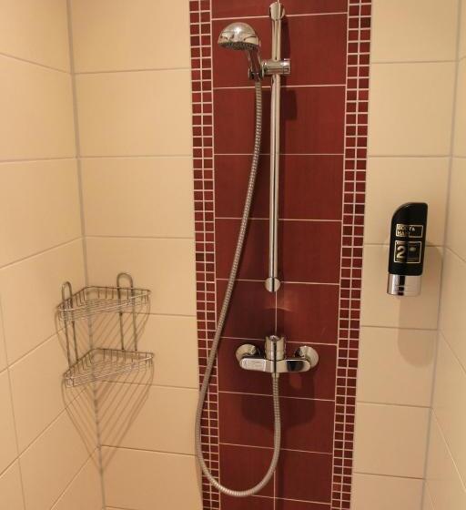 经济房, Waldhotel Zum Bergsee Damme