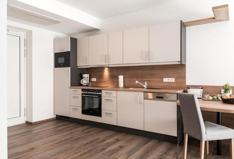 高级工作室, Waldhotel Zum Bergsee Damme