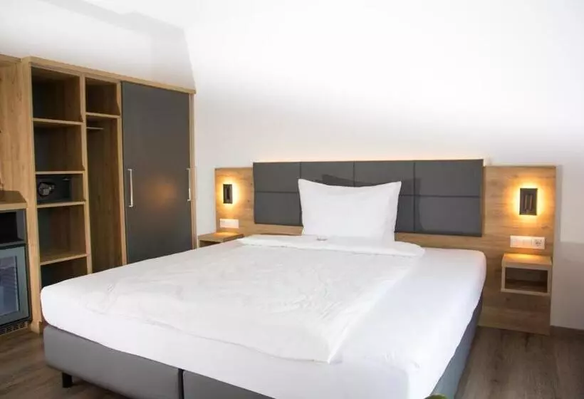 Huoneisto 1 Makuuhuone Terassi, Waldhotel Zum Bergsee Damme