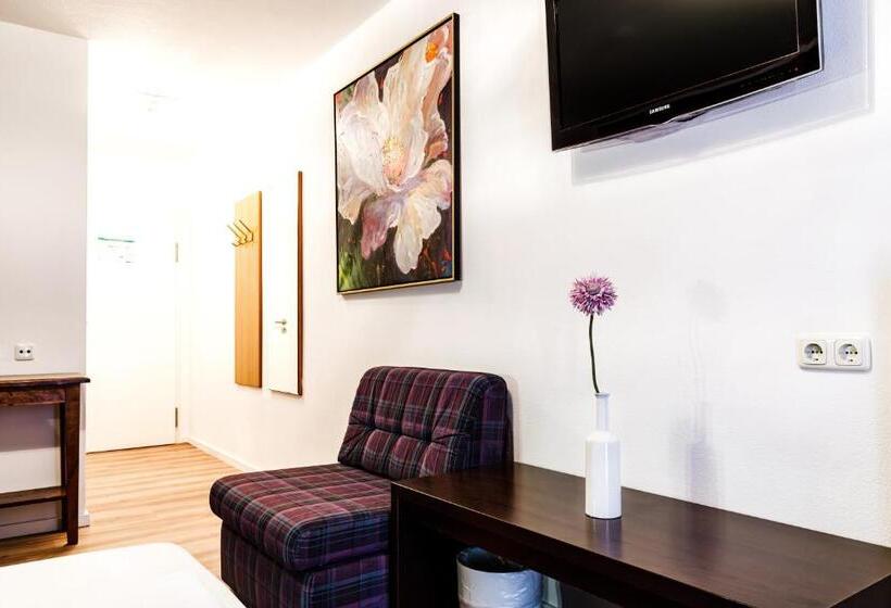 Номер Стандарт, Arthotel Restaurant Pfeffermühle