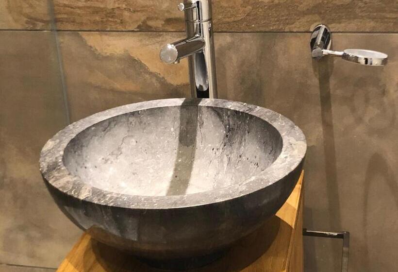 Номер Стандарт Трехместный, Arthotel Restaurant Pfeffermühle