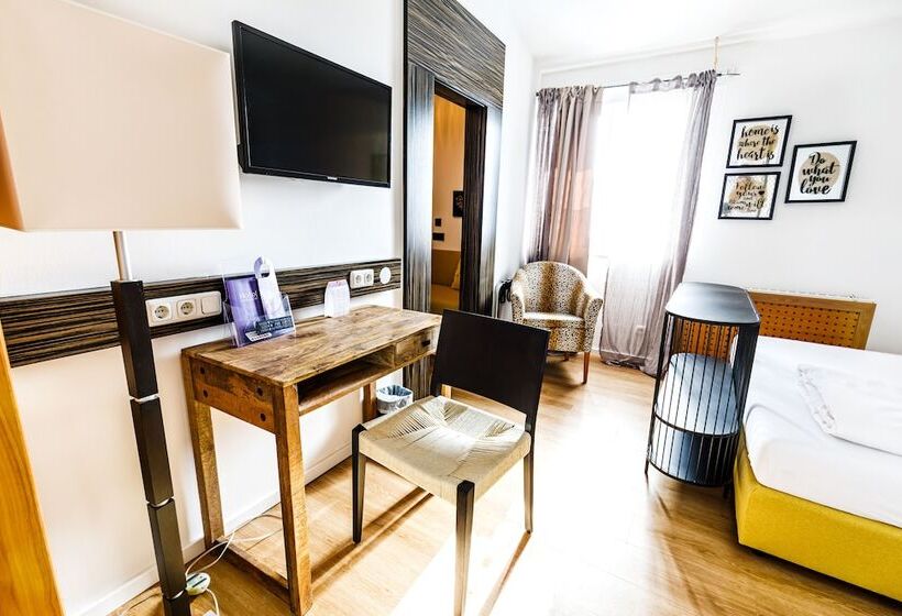 Номер Стандарт, Arthotel Restaurant Pfeffermühle