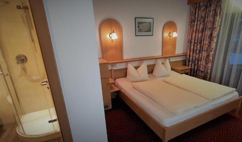 Номер Стандарт, Blauer Bock   Hotel Garni