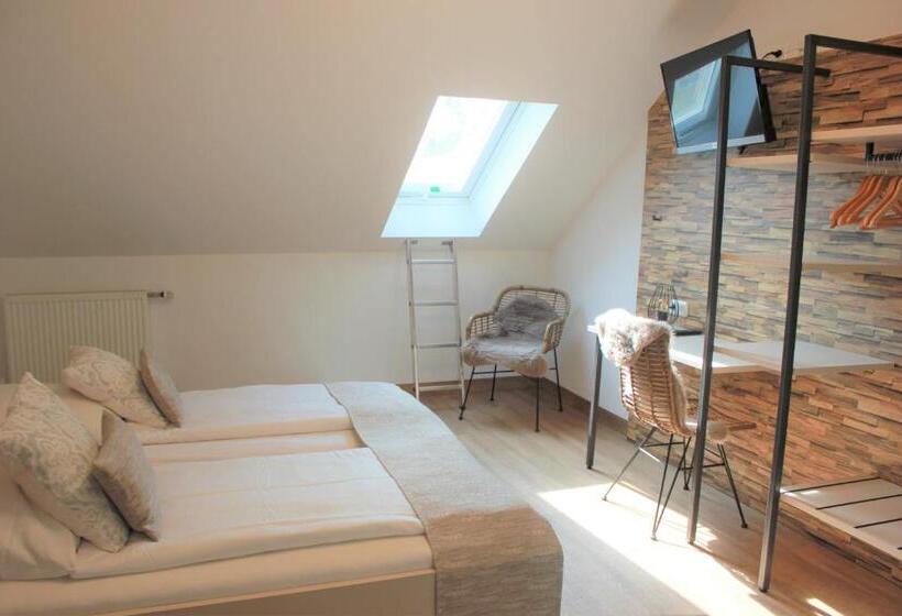 スタンダードルーム, Am Blumenhaus