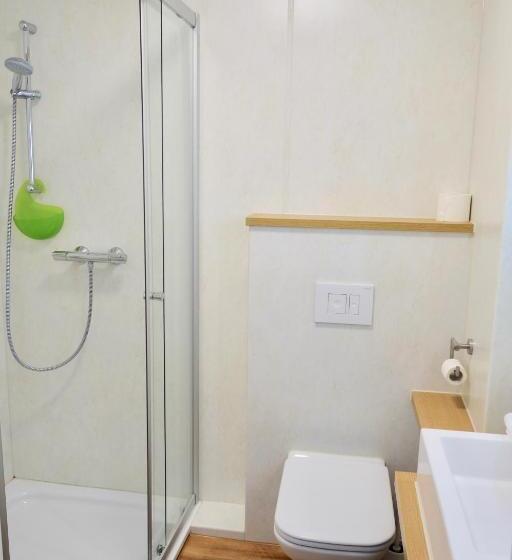 غرفة كومفورت, Deutsches Haus