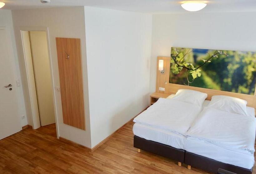 غرفة سوبيريور, Deutsches Haus