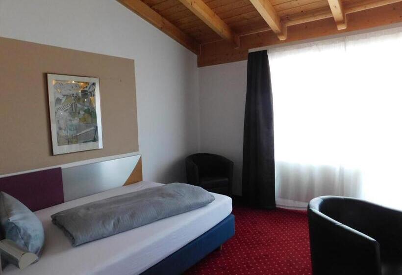 발코니 스탠다드 싱글 룸, Konradp Holzkirchen