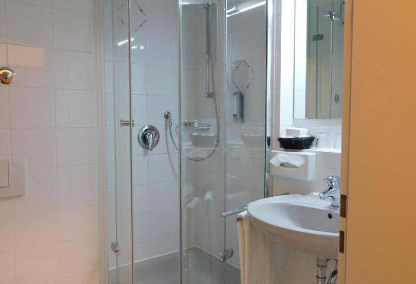 스위트, Konradp Holzkirchen