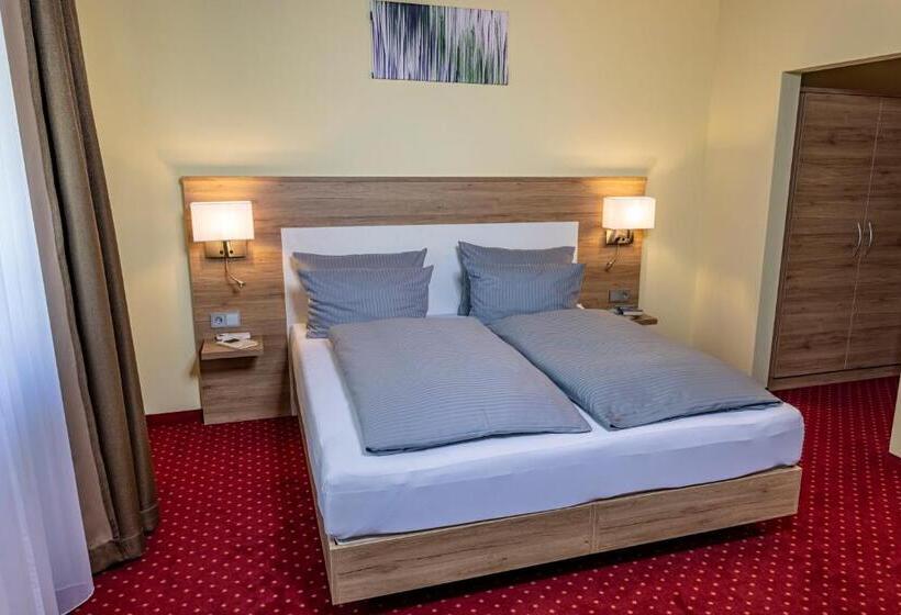 스위트, Konradp Holzkirchen