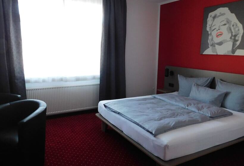 싱글 디럭스 룸, Konradp Holzkirchen