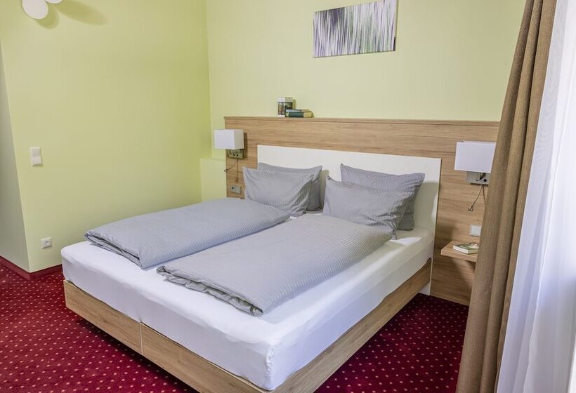 스위트, Konradp Holzkirchen