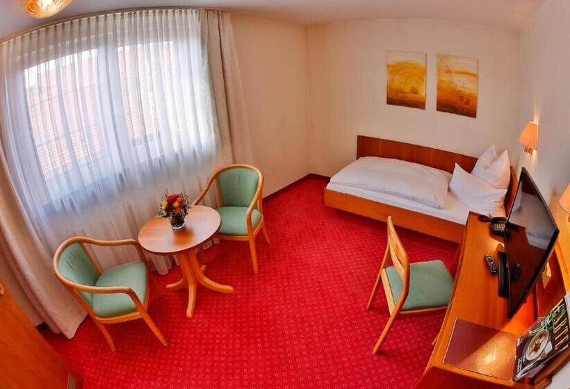 コンフォートシングルルーム, Mayers Waldhorn   Zwischen Reutlingen Und Tübingen