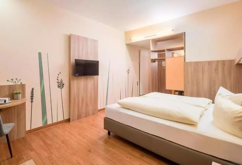 Standard-huone, Neumarkt