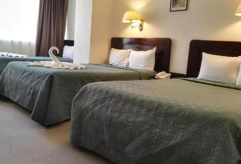 スタンダード4人部屋, Nuevo Maragato Hotel & Hostel