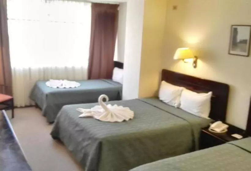 スタンダード4人部屋, Nuevo Maragato Hotel & Hostel