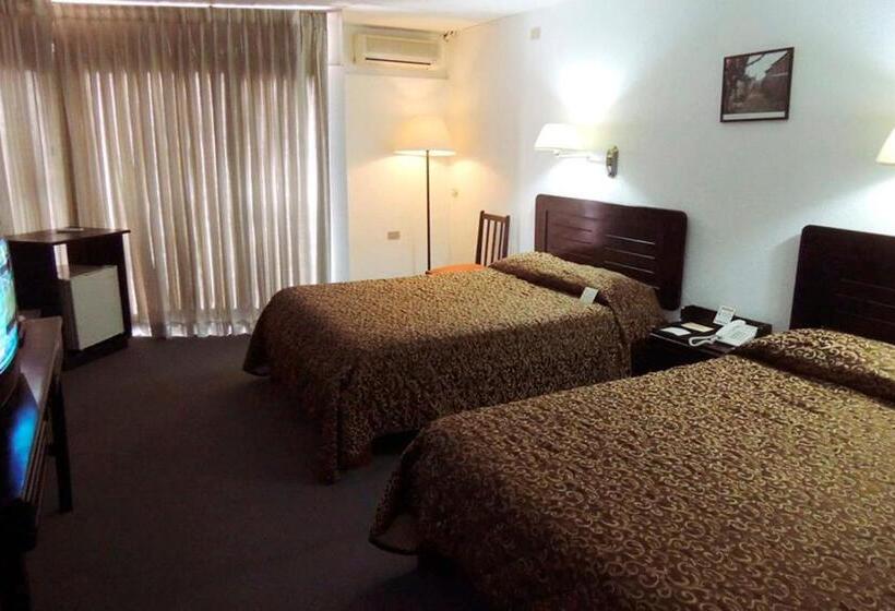 Четырехместный Номер Стандарт, Nuevo Maragato Hotel & Hostel