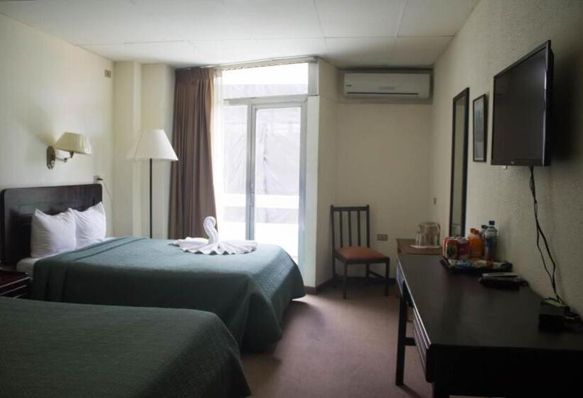 스탠다드 발코니 룸, Nuevo Maragato Hotel & Hostel