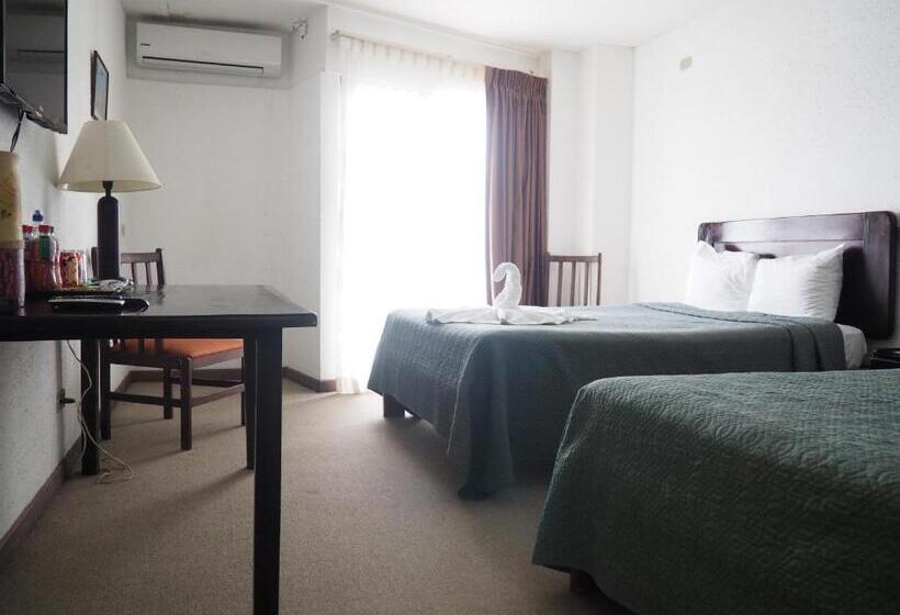 스탠다드 발코니 룸, Nuevo Maragato Hotel & Hostel