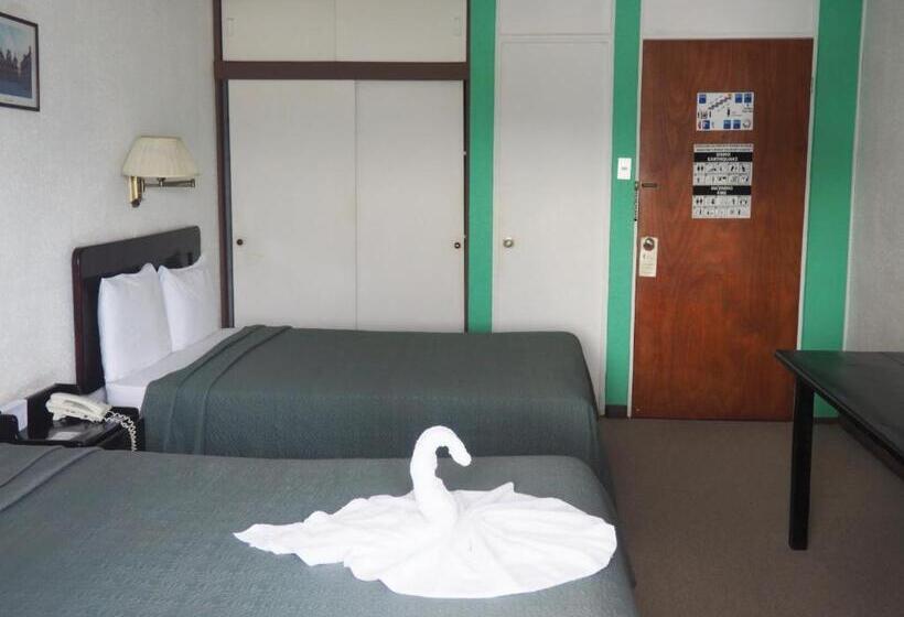 Номер Стандарт с Балконом, Nuevo Maragato Hotel & Hostel