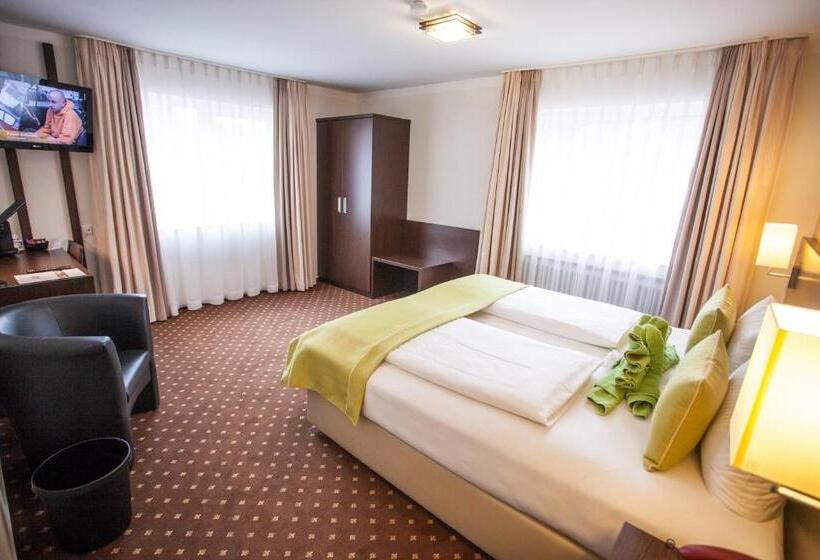 Номер Deluxe, Ochsen